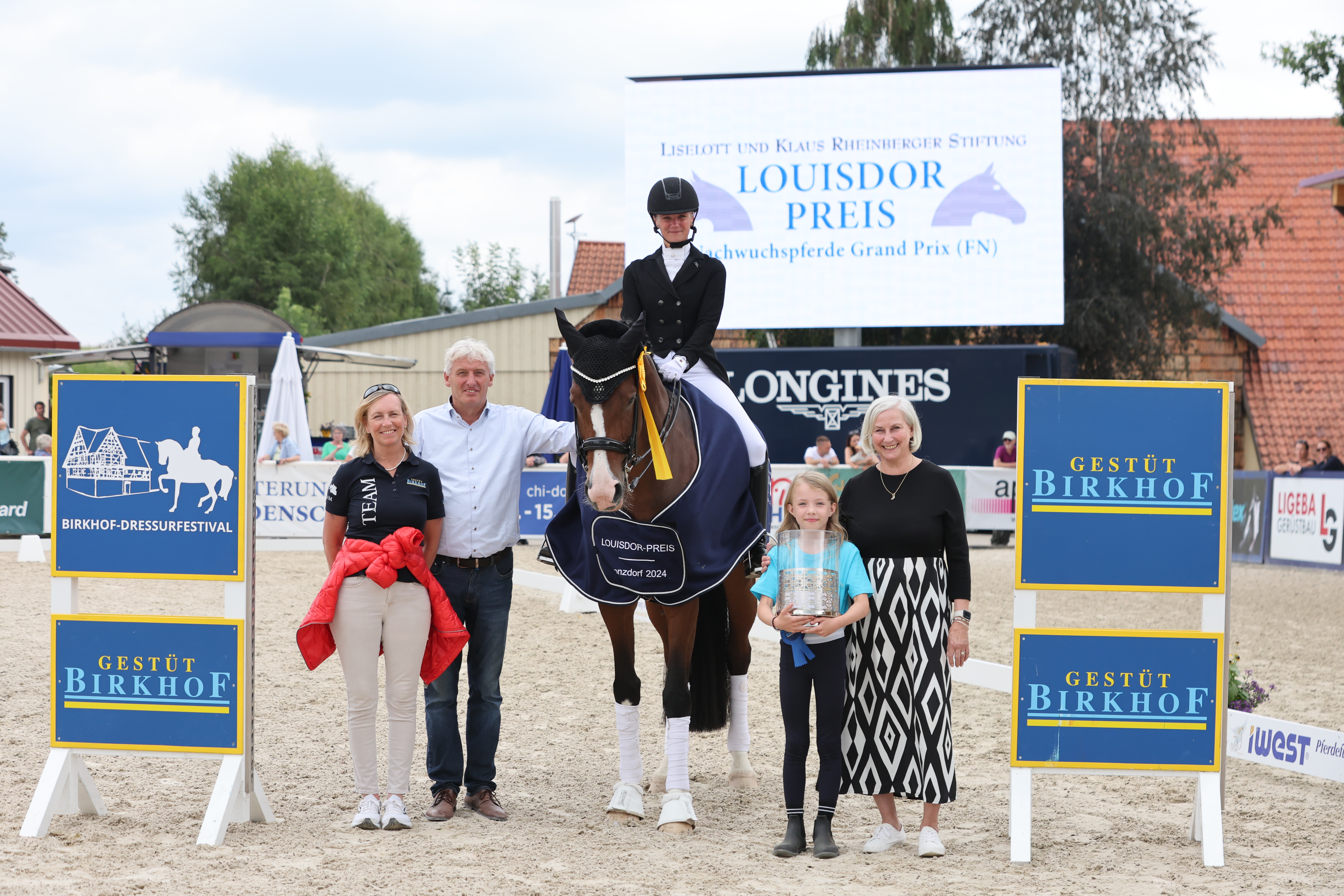 Louisdor-Preis und iWEST Dressur Cup machen Station auf dem Gestüt Birkhof